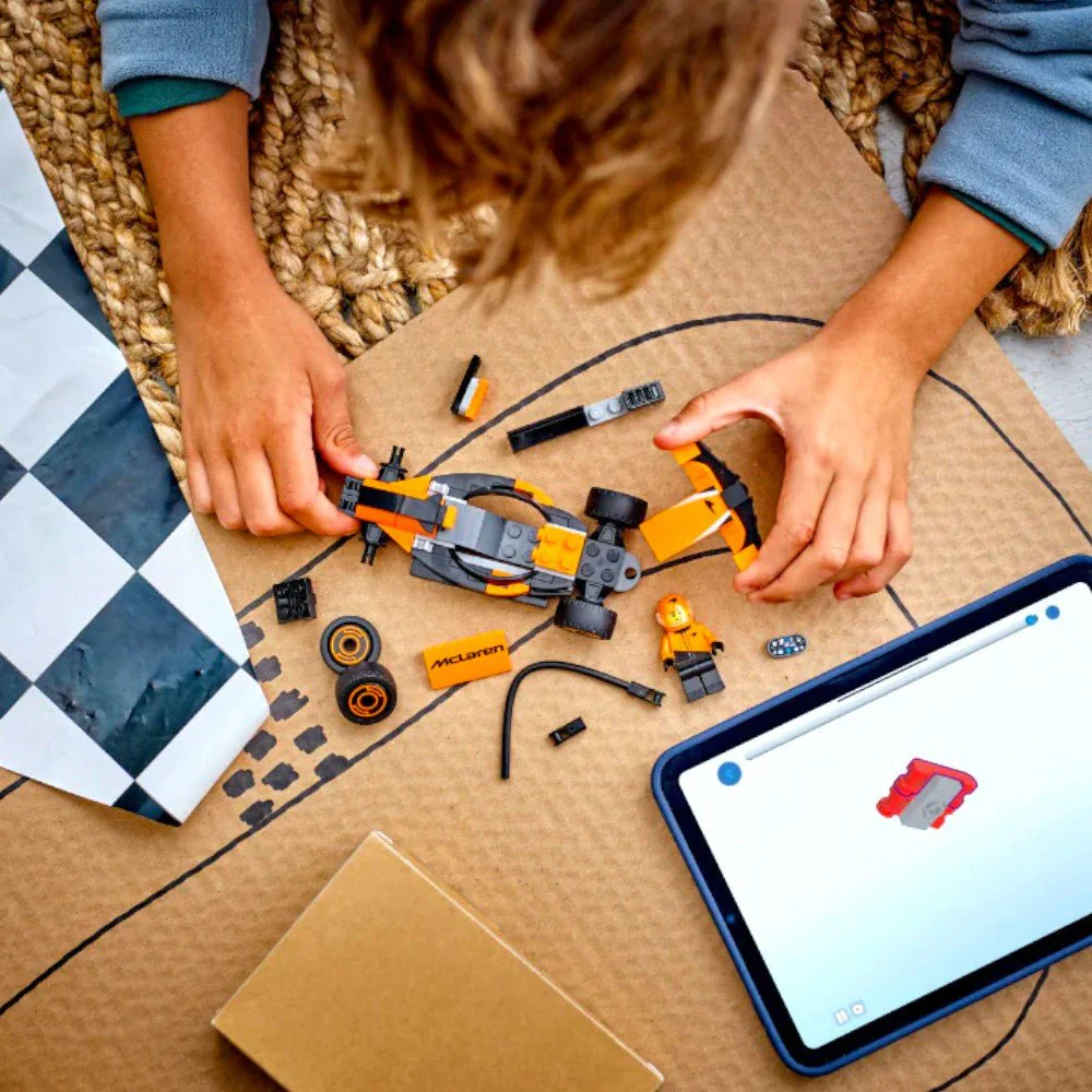 Bloques LEGO® Piloto F1 Con Auto McLaren Lego - Image 9