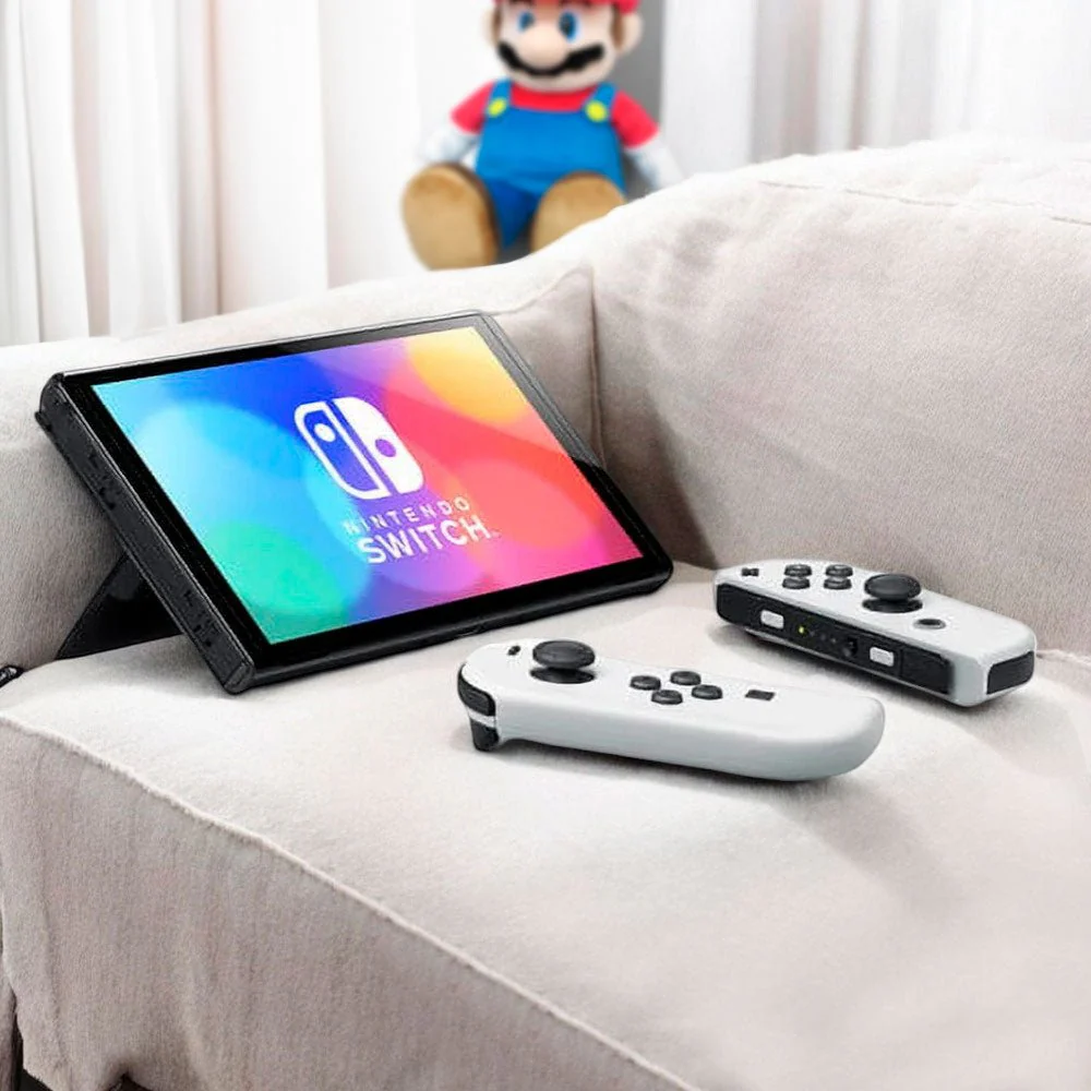 Consola Nintendo Switch OLED Blanca + Juego Mario Kart 8 Deluxe