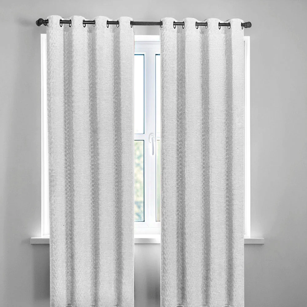 Cortina Doha Home Elegance / White con Aros – 54" x 84"