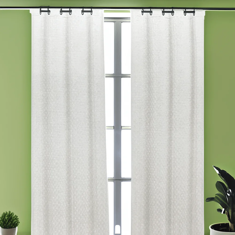Cortina Zanzibar Lord Club / Dark Room con Aros – 54" x 84"
