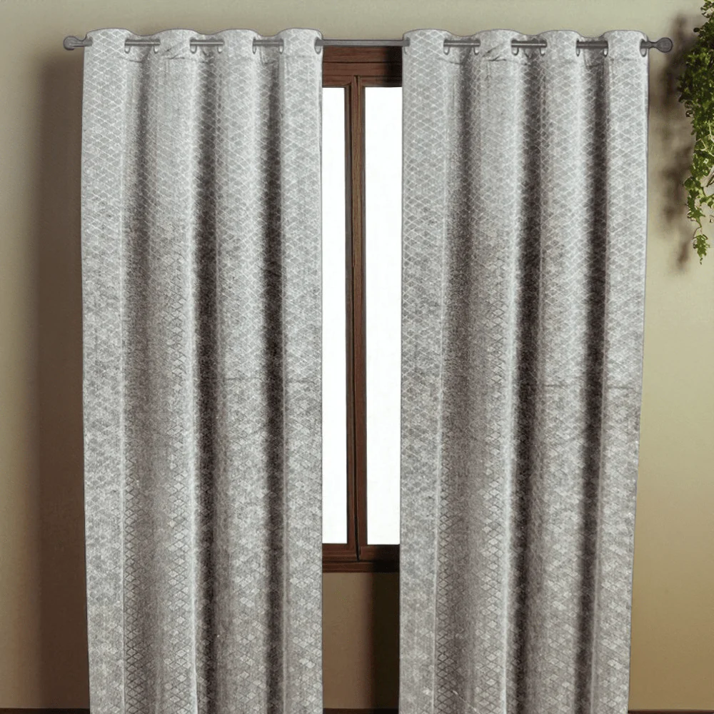 Cortina Zanzibar Lord Club / Dark Room con Aros – 54" x 84" - Image 8