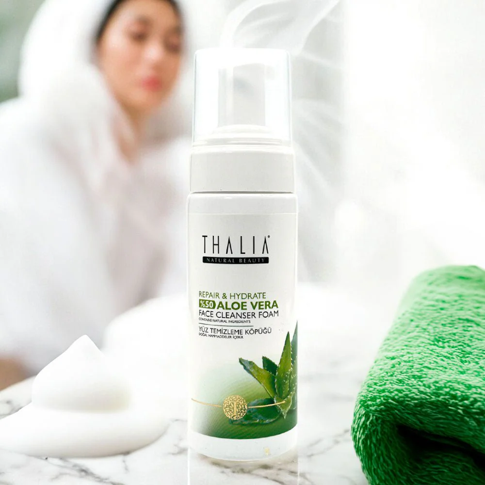 Espuma Hidratante Facial Thalia / 50% de Aloe Vera / 150Ml