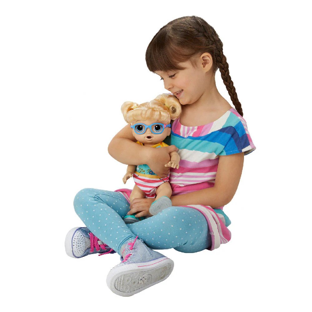 Muñeca Baby Alive Pasos y Risas - 44